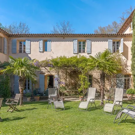 Villa Bastide De 400m² A Aix